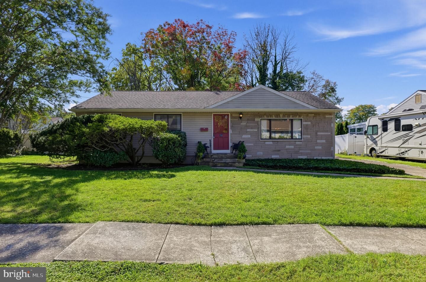 Property Photo:  705 Mildred Avenue  NJ 08083 