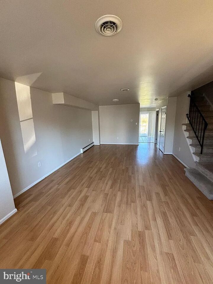 Property Photo: 3903 Walnut Ridge Ests Estate PA 19464
