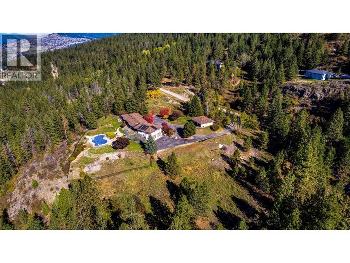 Property Photo: 3200 Greenwood Road BC V1B 4G5