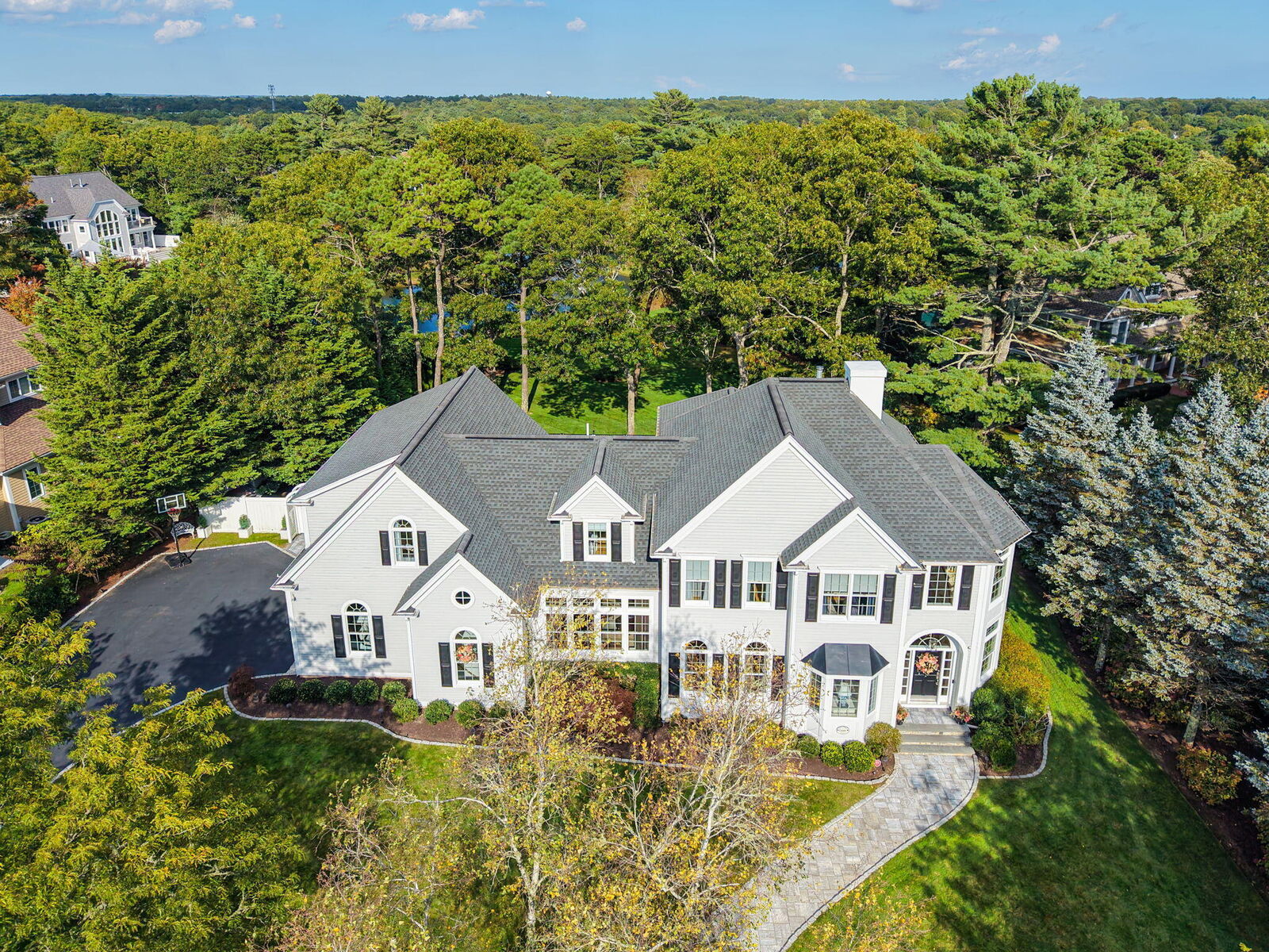 Property Photo:  13 N Glen Drive Unit 13  MA 02649 