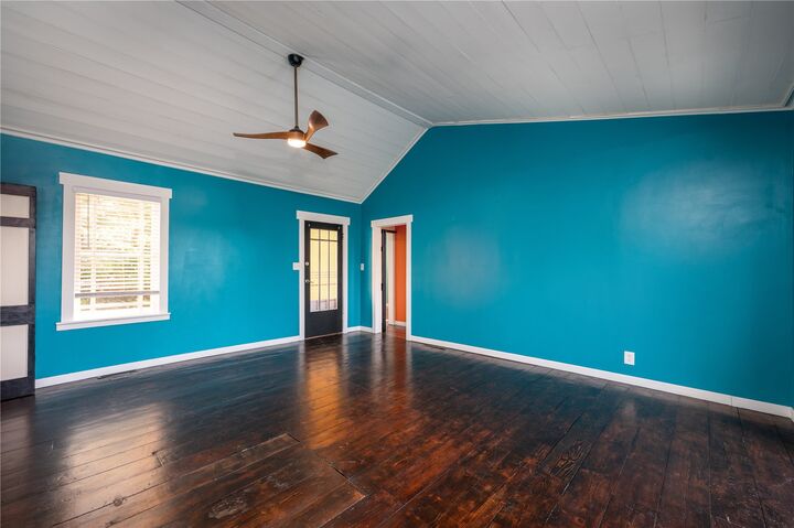 Property Photo:  3122 Carroll SE  IA 52403 
