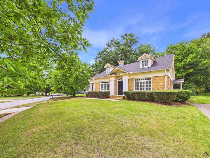 Property Photo: 3750 Avon Road GA 31204