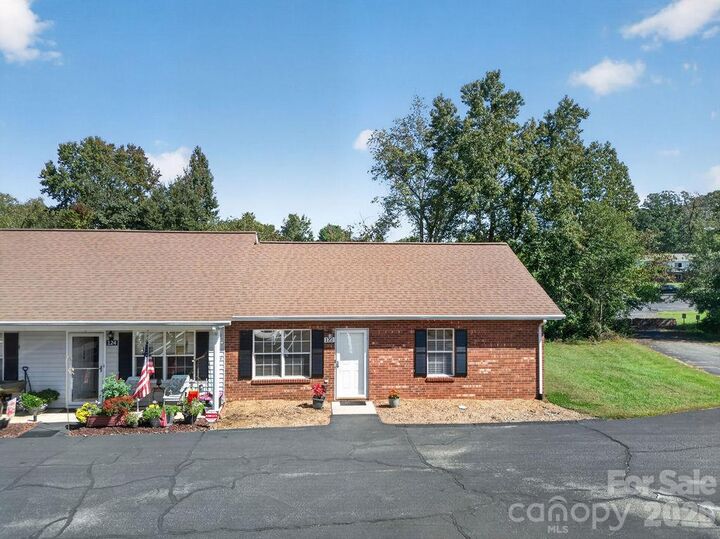 Property Photo:  122 24th Street NW  NC 28601 