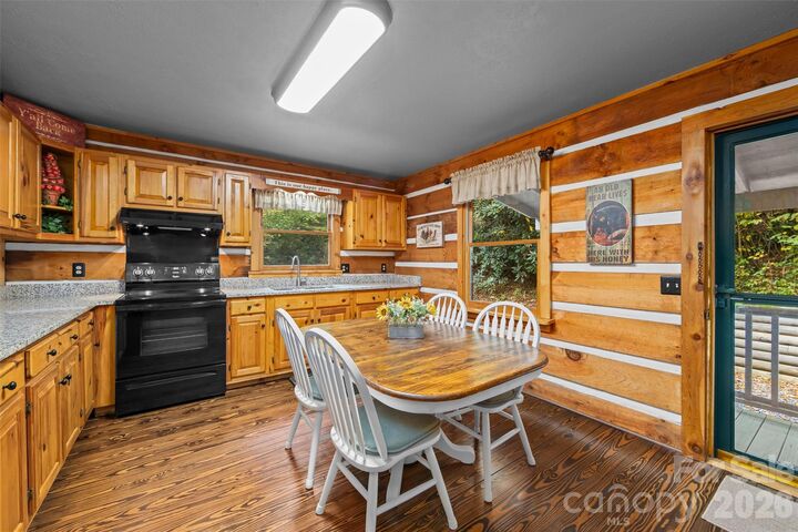 Property Photo:  758 Mashstomp Road  NC 28751 