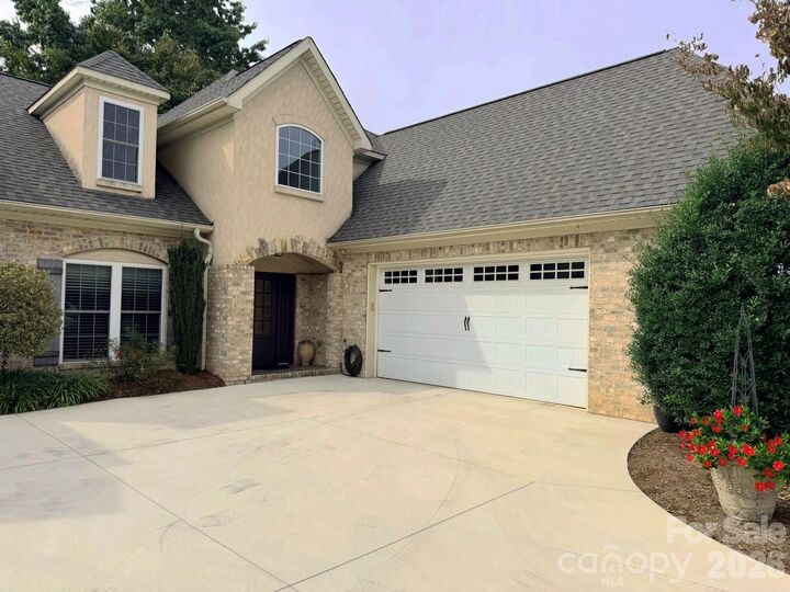 Property Photo: 149 42nd Avenue Drive NW NC 28601