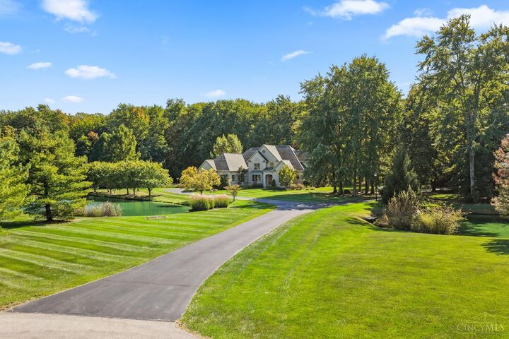 Property Photo:  2049 Plumb Lane  OH 45103 