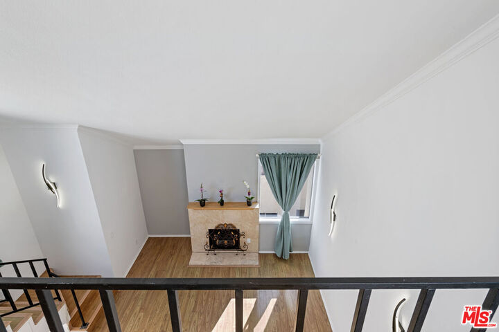 Property Photo:  5325 Newcastle Ave, Unit 312  CA 91316 