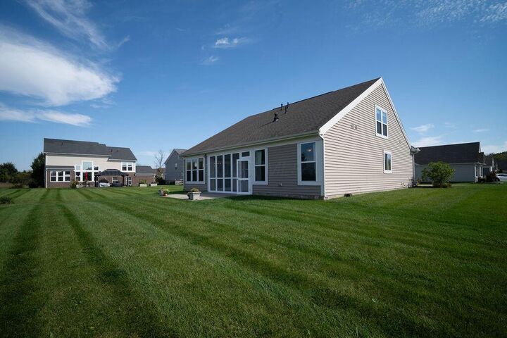 Property Photo: 3648 Sanctuary Loop OH 43026