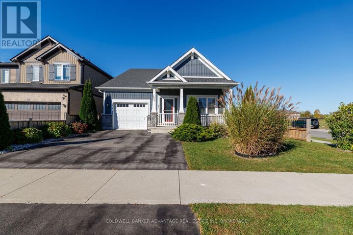 Property Photo:  285 South Pelham Road  ON L3C 0E6 