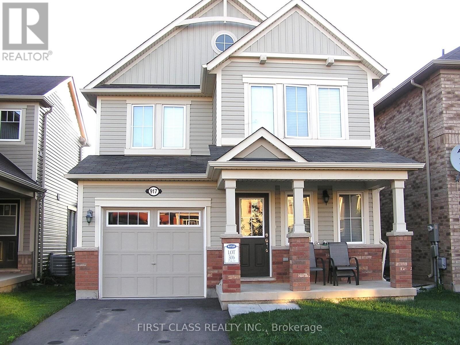 Property Photo: 917 Farmstead Drive ON L9T 8J5