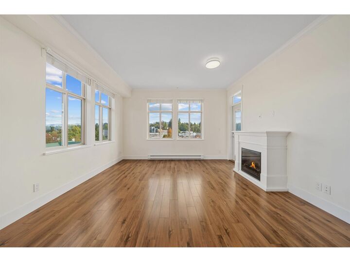 Property Photo:  2632 Pauline Street 305  BC V2S 0C9 