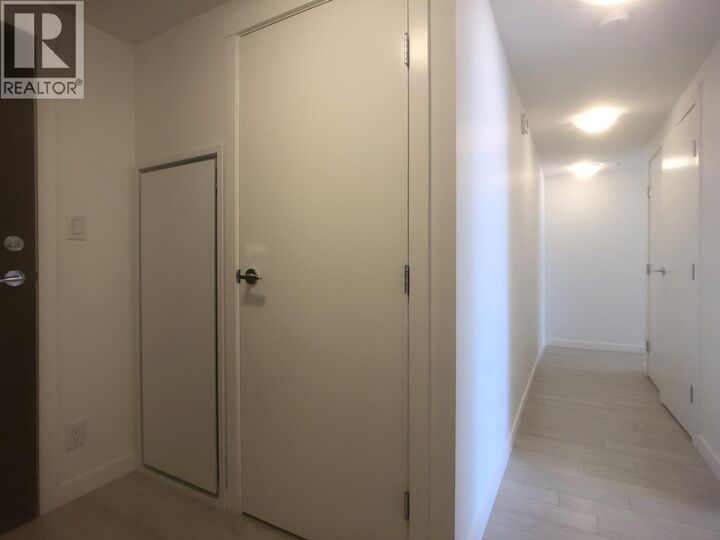 Property Photo: 7708 Alderbridge Way 1107 BC V6X 0P9