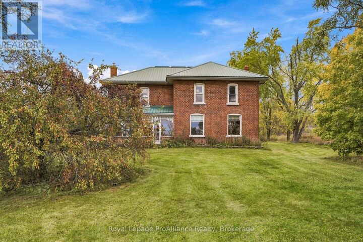 Property Photo:  638 Wellmans Road  ON K0K 3E0 