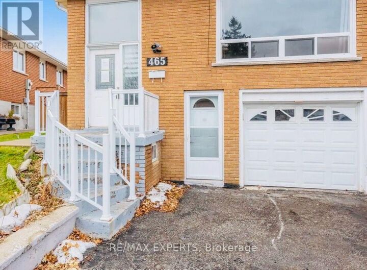 Property Photo:  465 Fergo Avenue Lower  ON L5B 2J2 