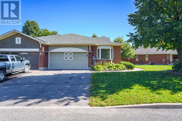Property Photo:  804 Hot Springs Way  ON K1V 1R9 