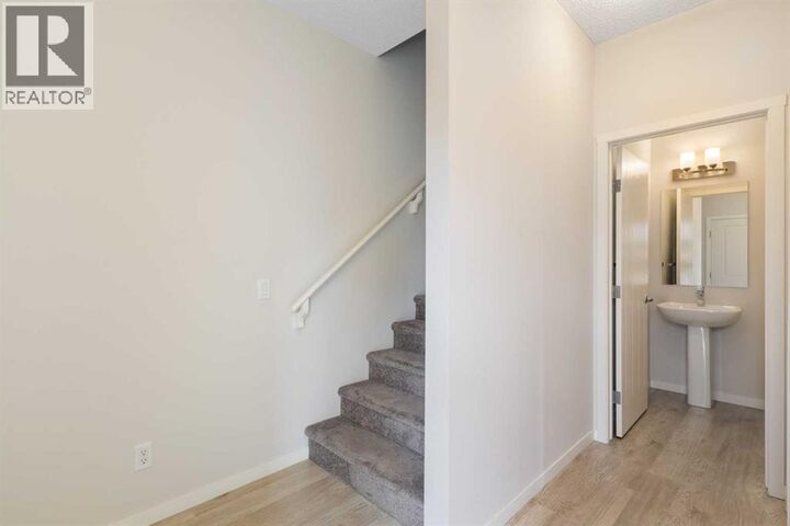 Property Photo: 980 Nolan Hill Boulevard Northwest AB T3R 0Z7