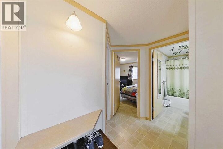 Property Photo:  308 1A Avenue Southwest  AB T0G 2A4 