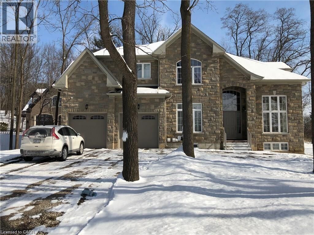 Property Photo:  523 Hamilton Drive B2  ON L9G 2A9 