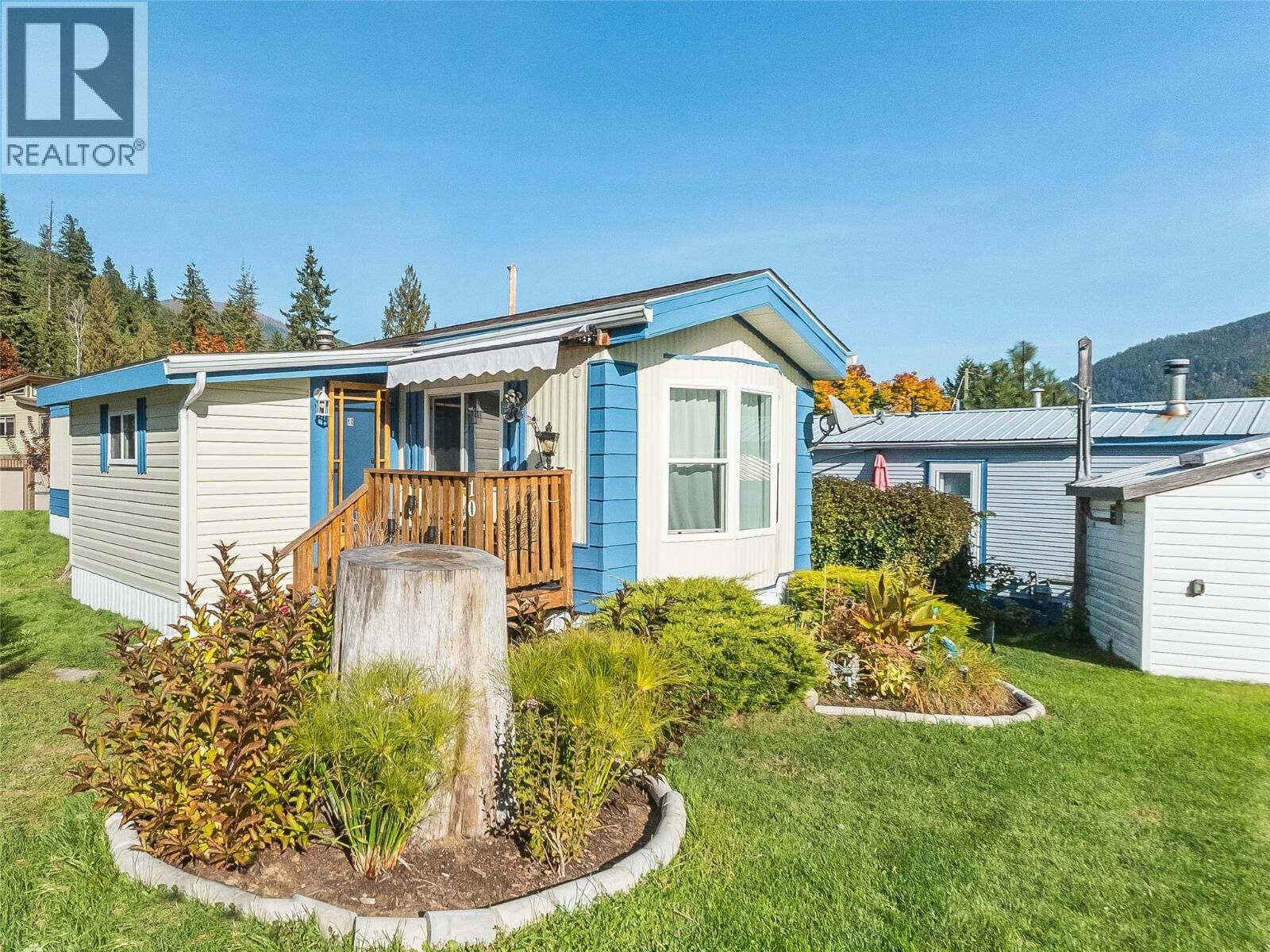 Property Photo:  2905 Lower Six Mile Road 10  BC V1L 6L7 