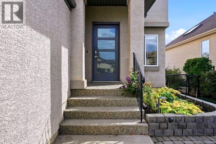 Property Photo:  29 Cranleigh Park Southeast  AB T3M 1B2 