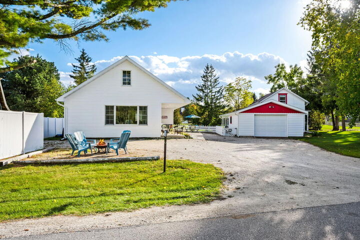 Property Photo:  6269 Onan Dr  WI 54235 