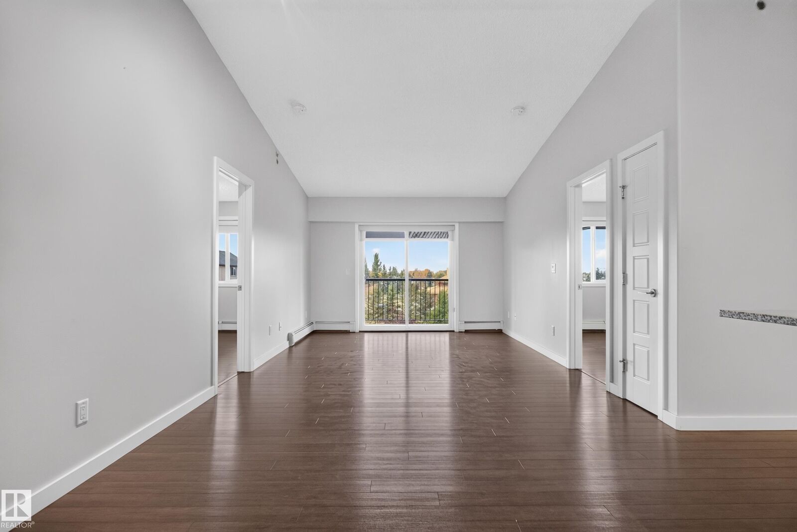 Property Photo:  14808 125 Street NW 401  AB T5X 0G1 
