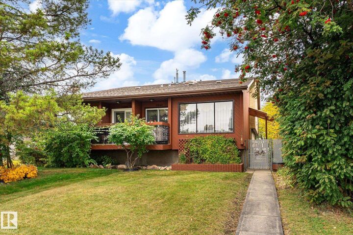 Property Photo:  10242 161 Street NW  AB T5P 3J1 