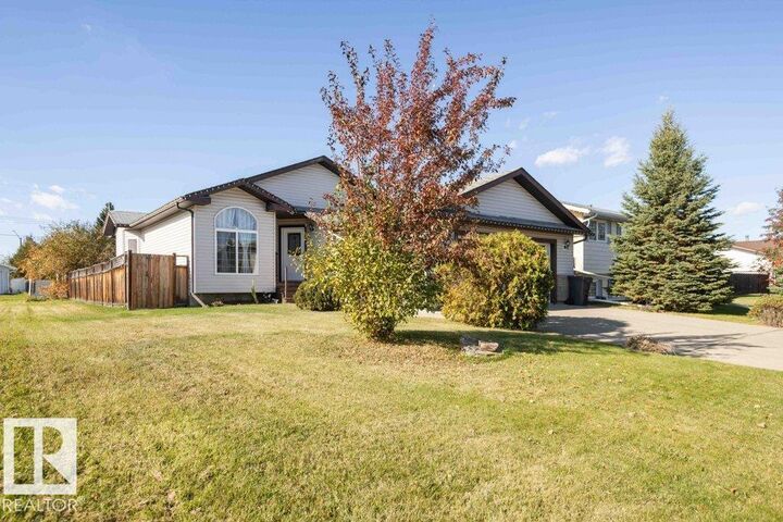 Property Photo:  4720 47 Street  AB T0G 0P0 