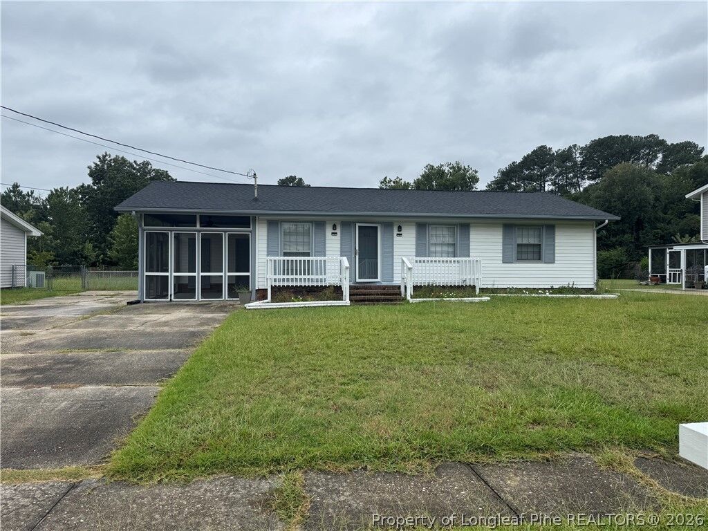 Property Photo:  680 Newport Road  NC 28314 