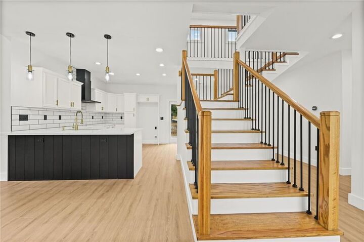 Property Photo:  525 Medlock Road  GA 30030 
