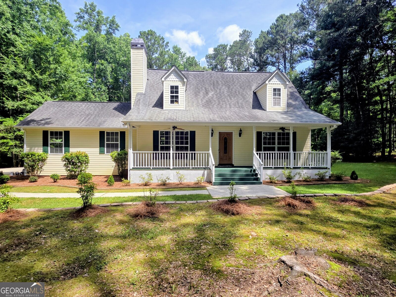 Property Photo: 121 Katy Lake Road GA 30233