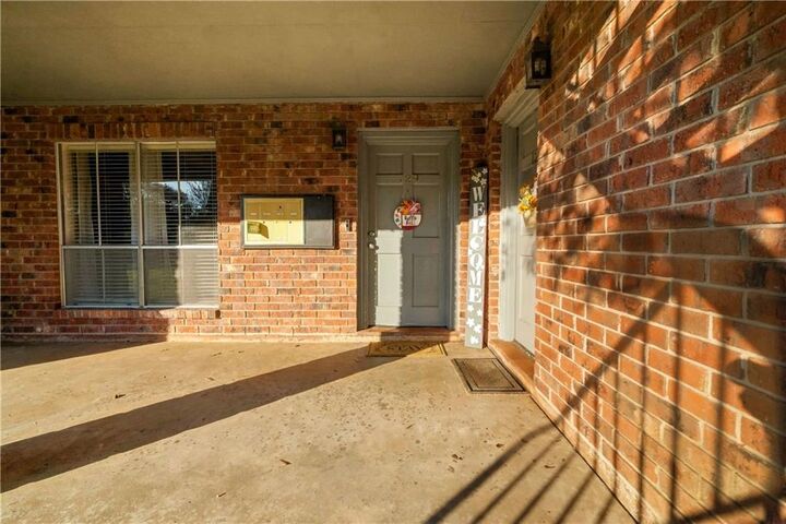 Property Photo:  4500 Parliament Drive 129  LA 71303 