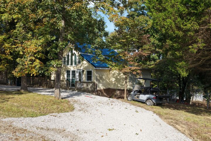 Property Photo:  247 Shawnee Cir  KY 40119 