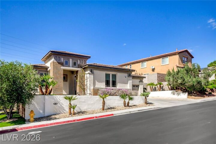 Property Photo: 905 Cantura Mills Road NV 89052