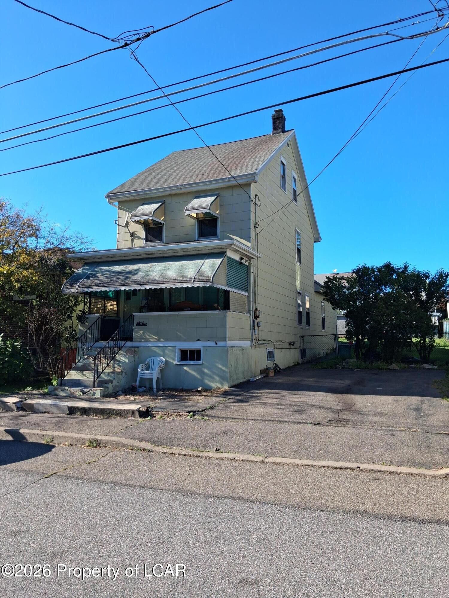 Property Photo: 539 Ridge Avenue PA 18202