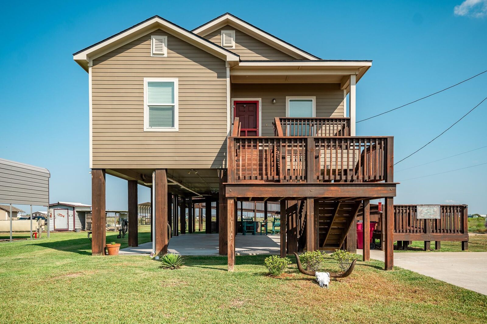 Property Photo:  172 Curlew Street  TX 77414 