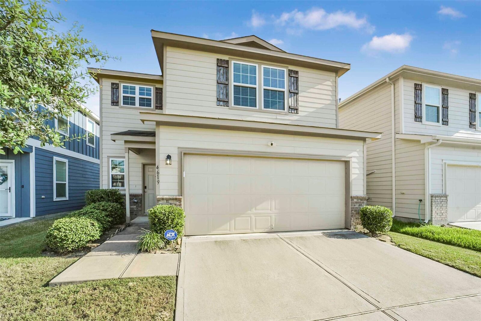 Property Photo:  4619 Prairie Chase Drive  TX 77069 