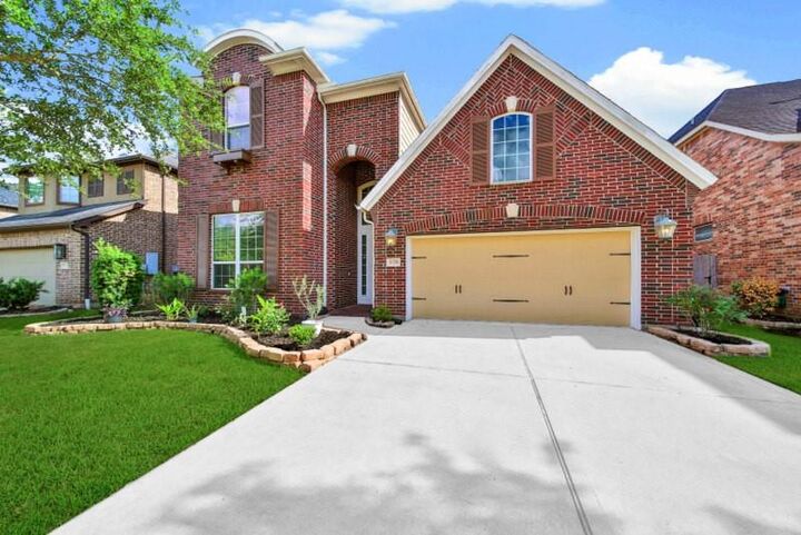 Property Photo:  6718 Sotoria Lane  TX 77479 