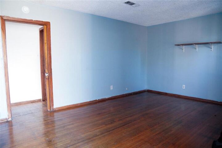 Property Photo: 4810 Scenic Drive TX 77048