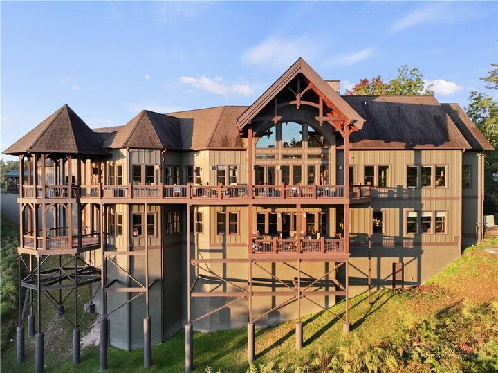 Property Photo: 539 Nightshade Road NC 28607