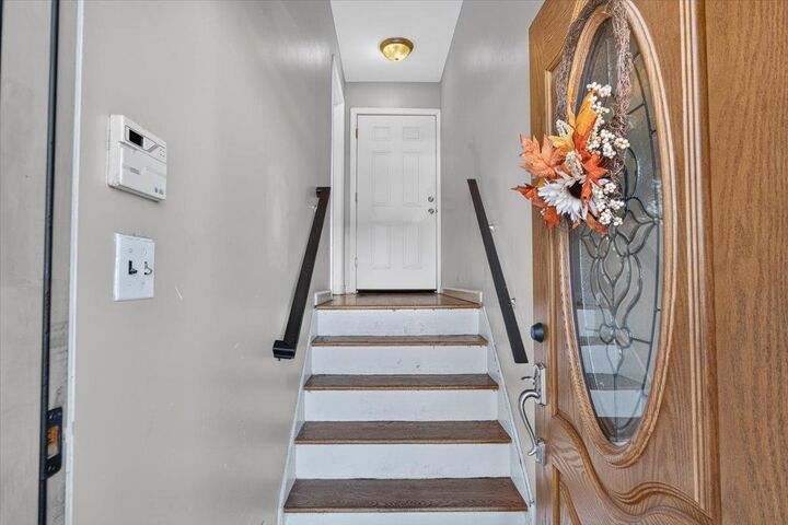 Property Photo:  21 Crossgate Rd  NJ 07305 