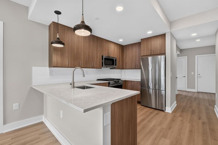 Property Photo: 72 Vroom St 104 NJ 07306