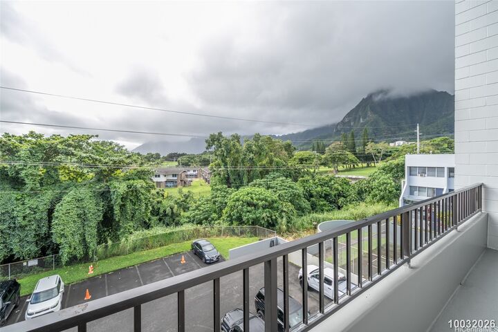 Property Photo:  46-270 Kahuhipa Street A402  HI 96744 