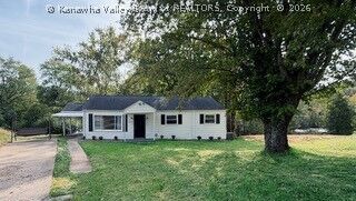 Property Photo: 5277 Kelly Road WV 25313