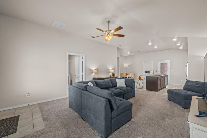 Property Photo: 2910 Urbana Place TX 79407