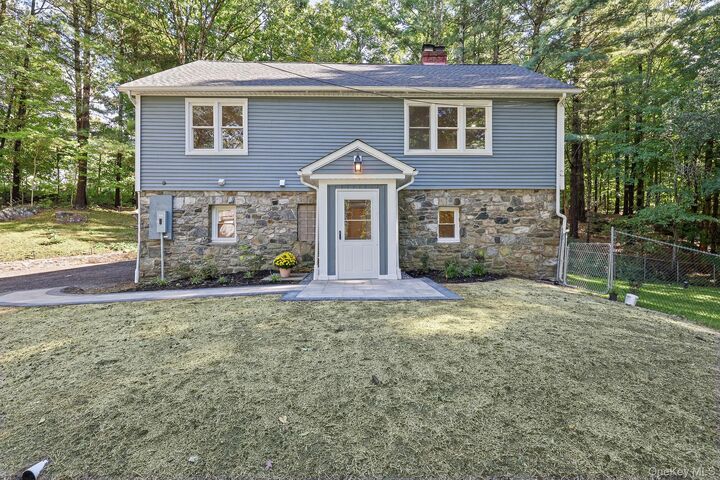 Property Photo:  173 Milltown Road  NY 12531 