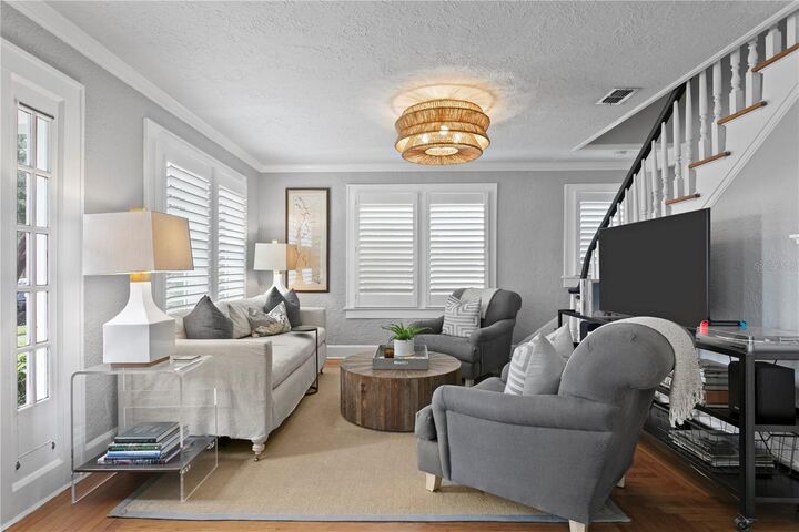 Property Photo:  310 26th Ave N  FL 33704 