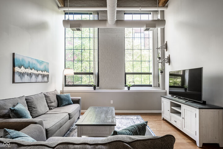 Property Photo:  630 N College Avenue 303  IN 46204 