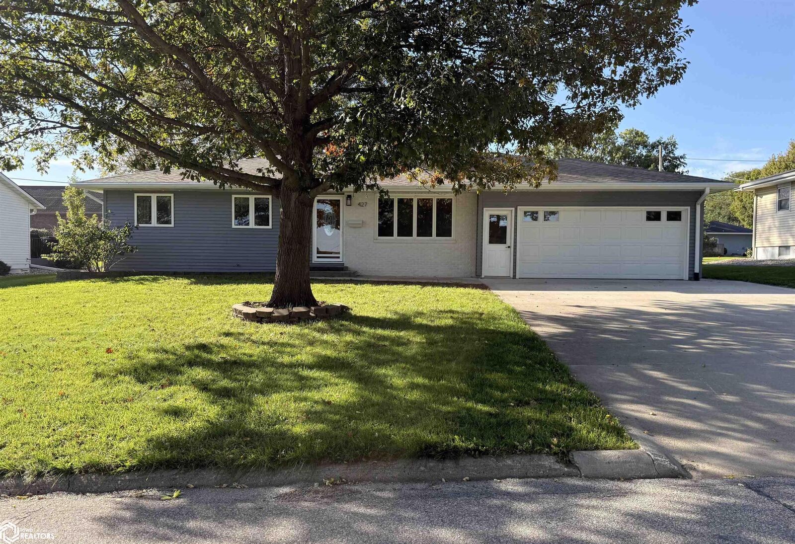 Property Photo: 427 W 21st Street IA 51401