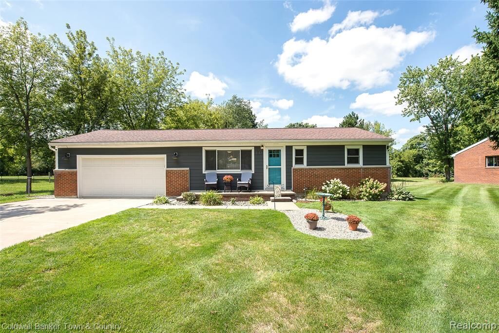 Property Photo: 1810 Gray Road MI 48843 9104